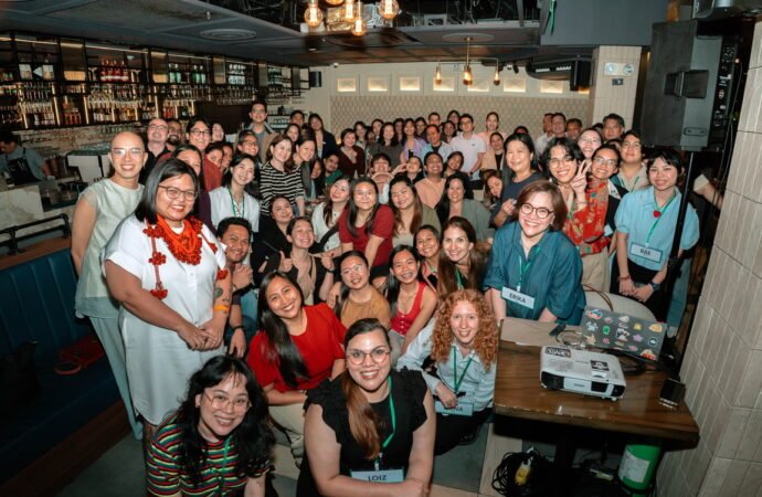 Changemakers gather at Impact Happy Hours to discuss the wellbeing of Filipino parents and families.